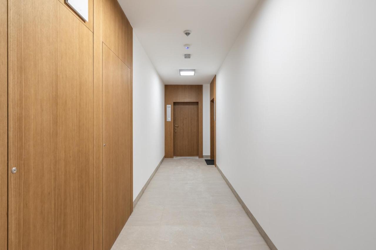 Superapart Sierakowskiego 4 Lägenhet Warszawa Exteriör bild